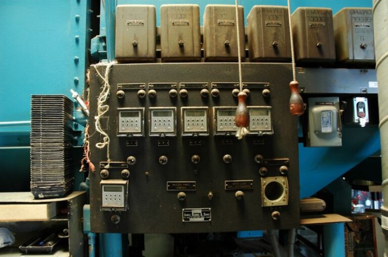 Control System - gray machine